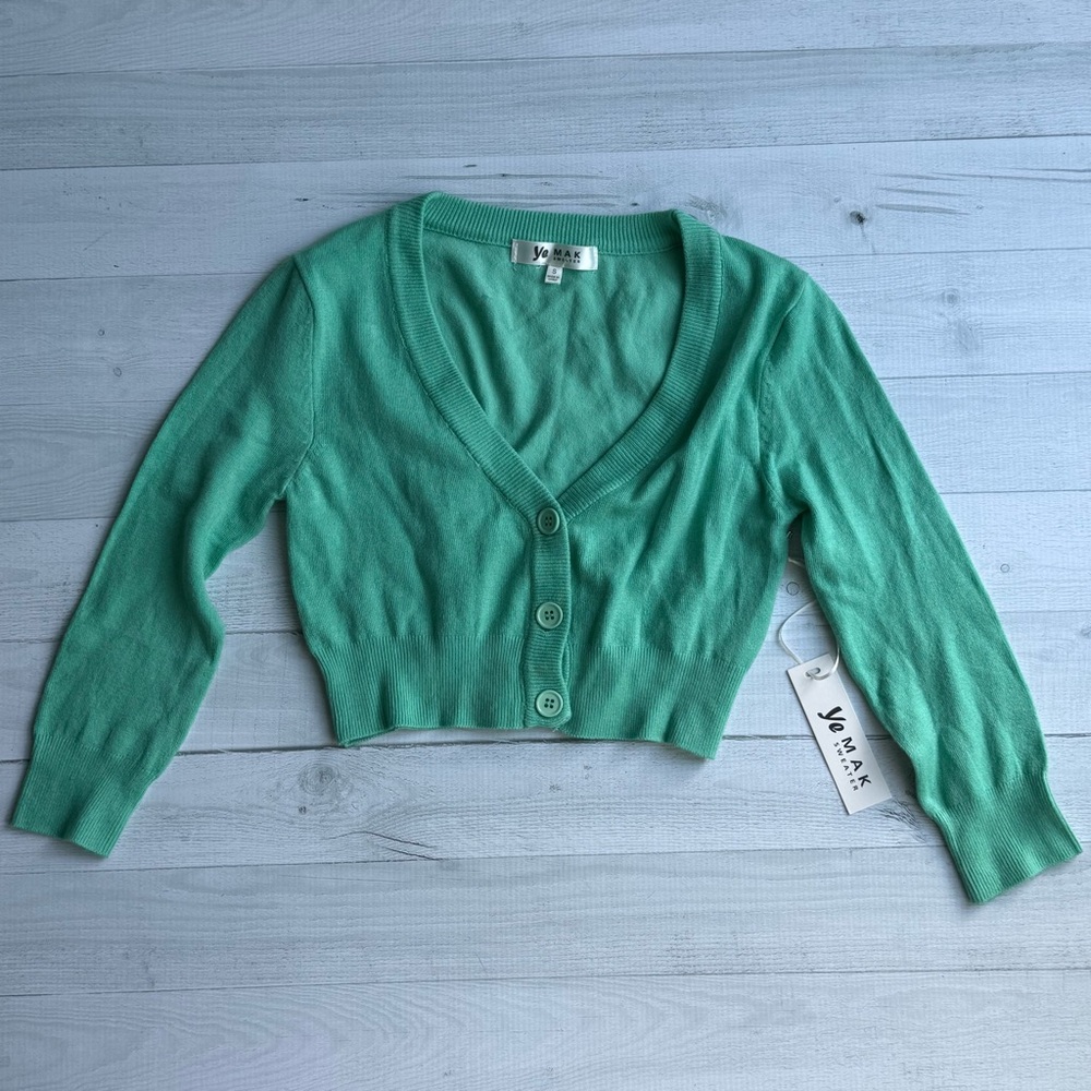 YEMAK Women's Cropped 3/4 Sleeve Cardigan Sweater Light Green Size S